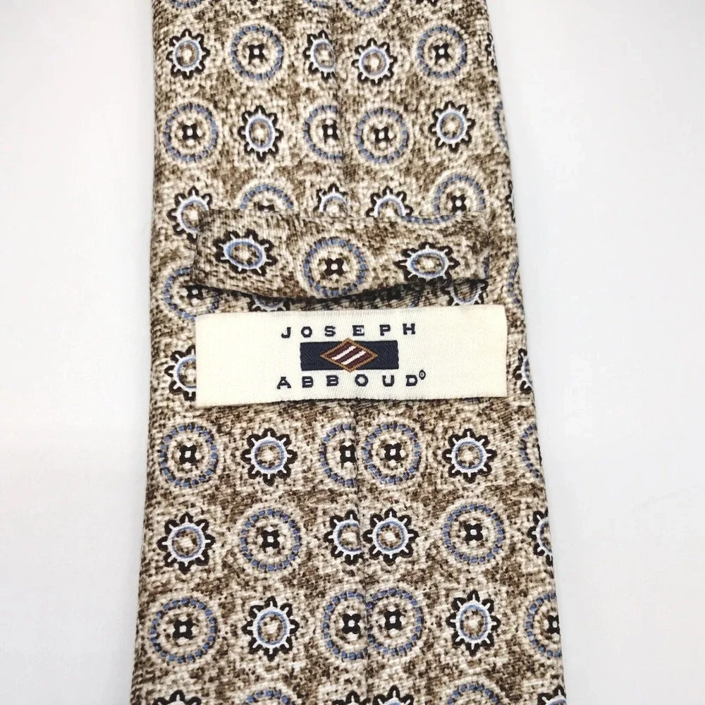 Joseph Abboud Mens OS Necktie Tan Brown Blue Silk Geometric Medallion Print Tie